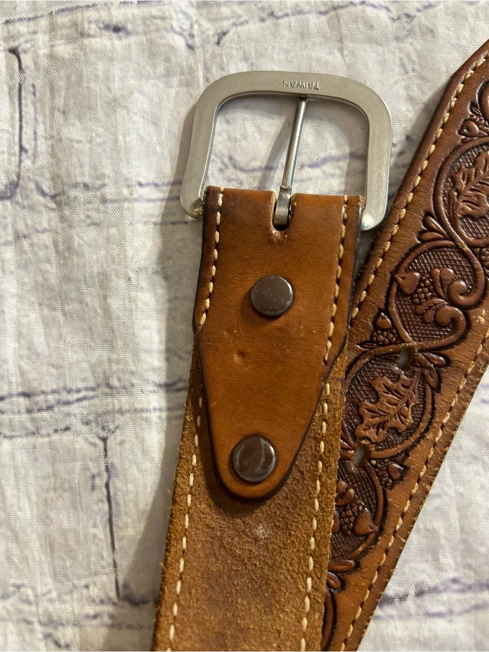 BECHELLE VTG CHOCOLATE BROWN ZIPPERS LINING 30-32 & WESTERN BROWN SNAP BELTS